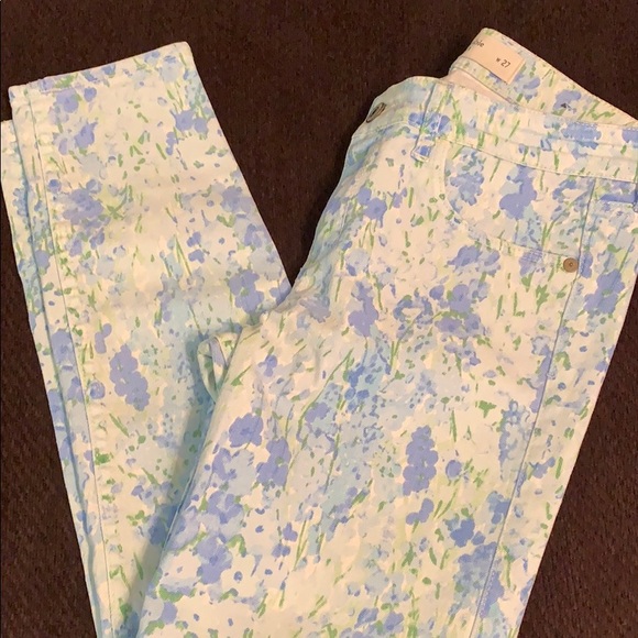 Girls Abercrombie Fitch Capris - Picture 5 of 5